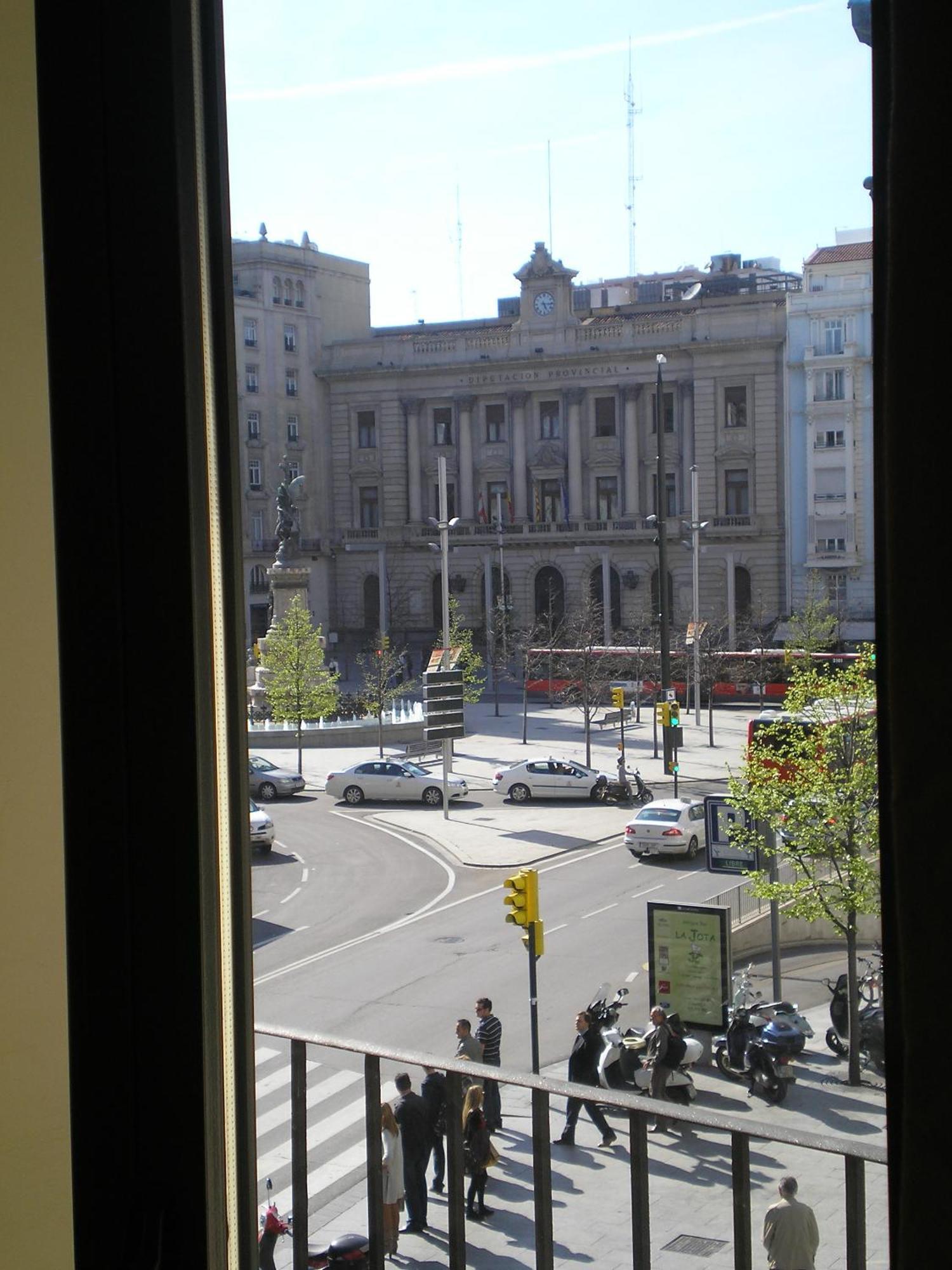 Apartamentos Plaza España Deluxe Zaragoza Exterior foto