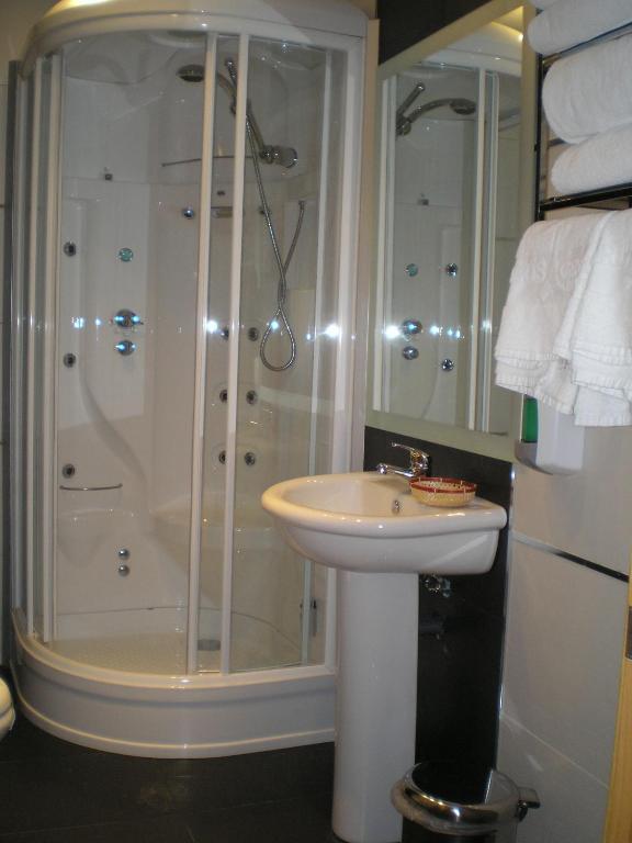 Apartamentos Plaza España Deluxe Zaragoza Exterior foto